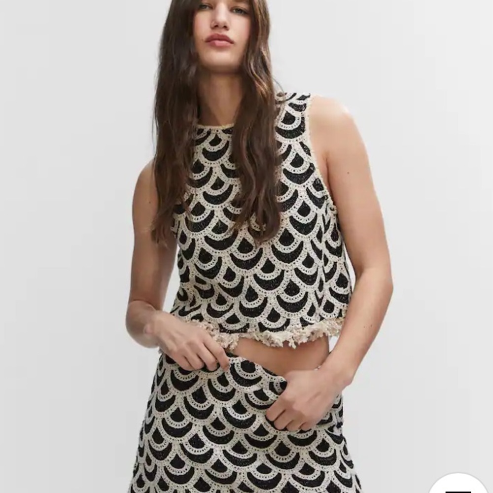 Mango Geometric Crochet Top